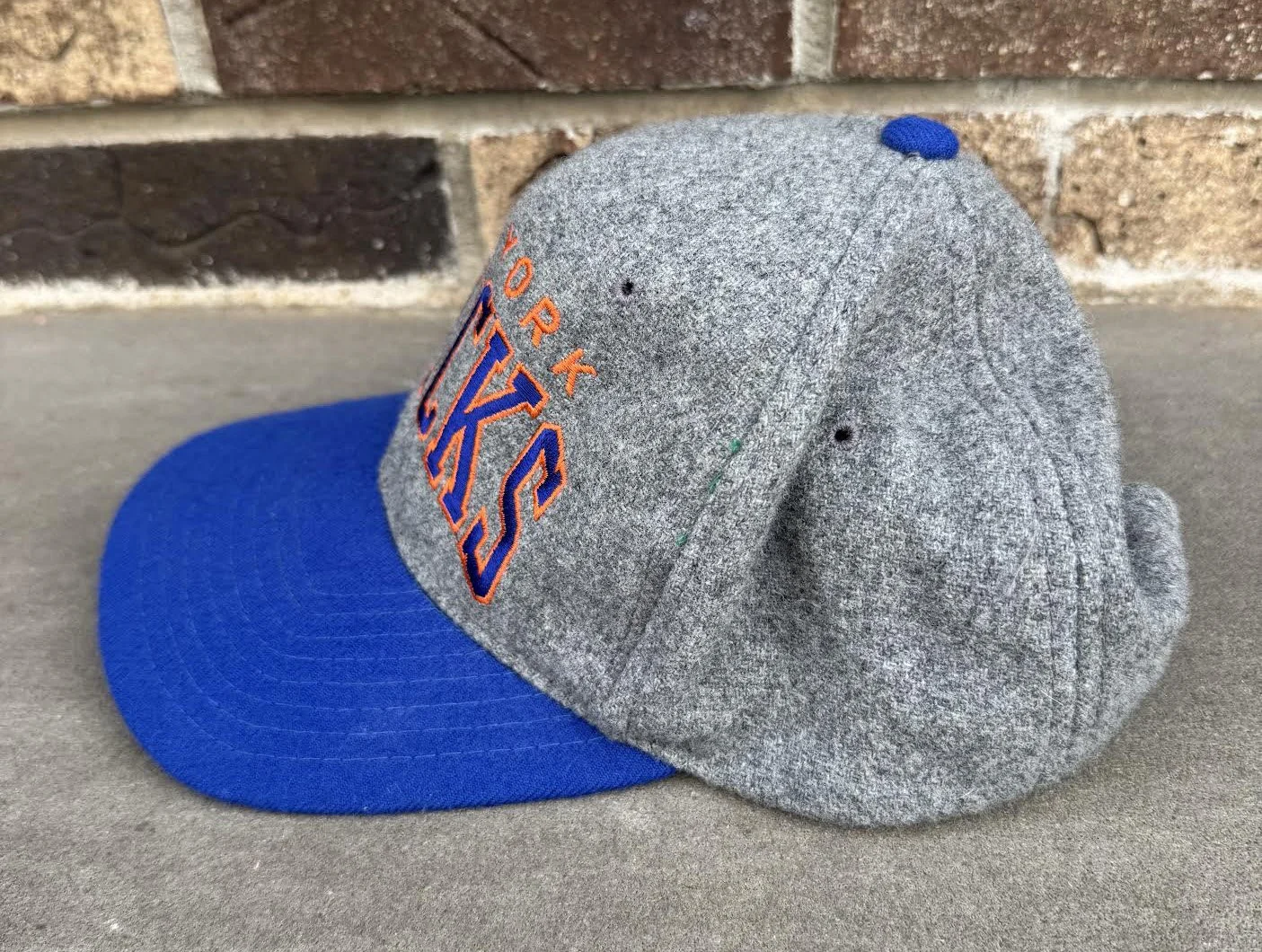 Vintage Starter New York Knicks Grey Wool Hat — RootsBK